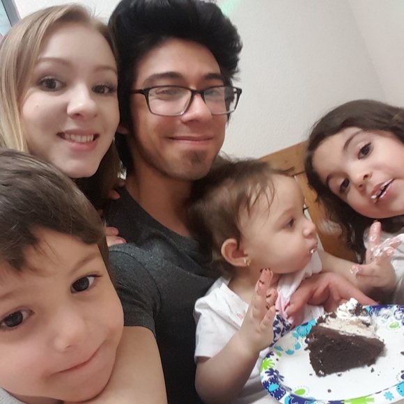 Meet your Posher, Joey - Picture 3 of 8